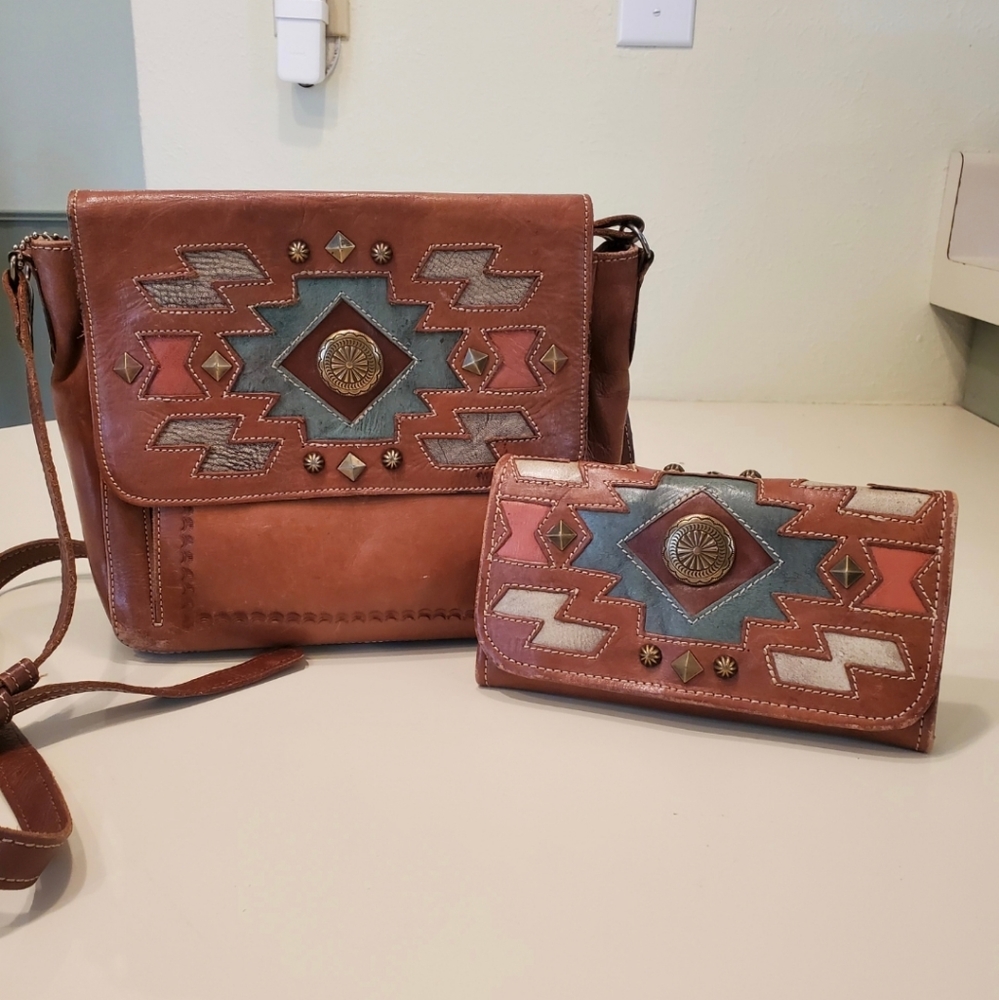 American West Crossbody